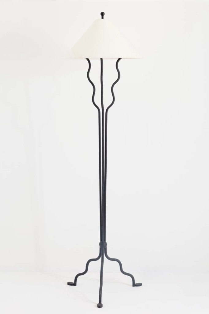 Beatrice Wavy Floor Lamp - Black / Silk