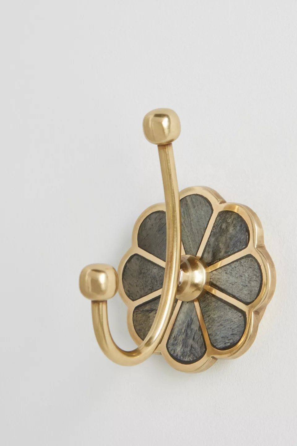 Botanist Bone & Brass Bath Hook - Light Grey