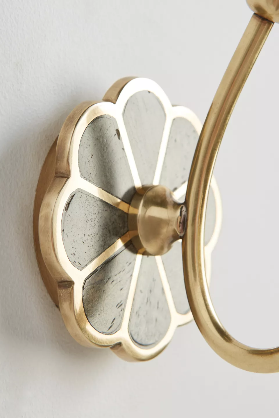 Botanist Bone & Brass Bath Hook - Photo 2