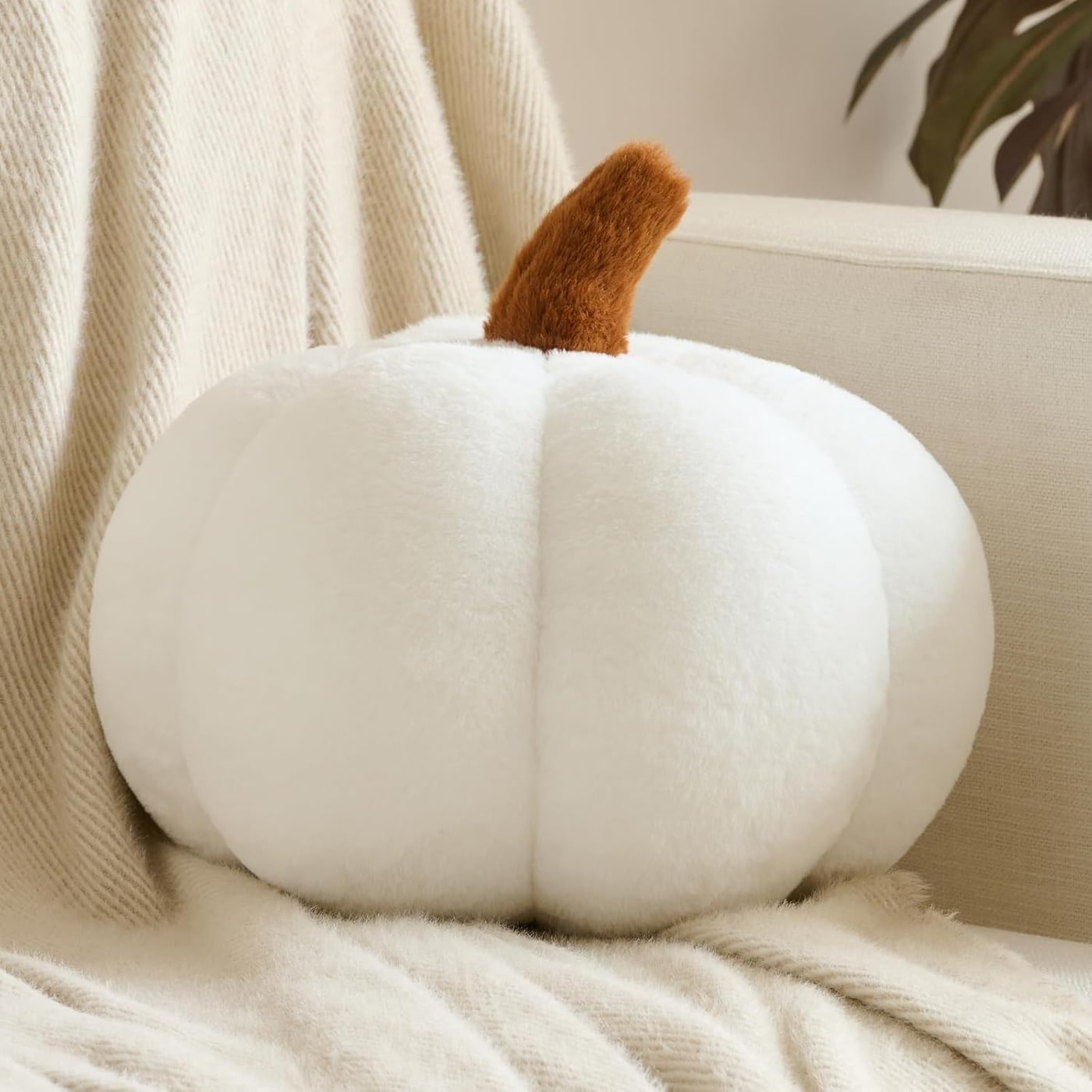 Pumpkin Shaped Throw Pillows for Fall Decor - Photo 4