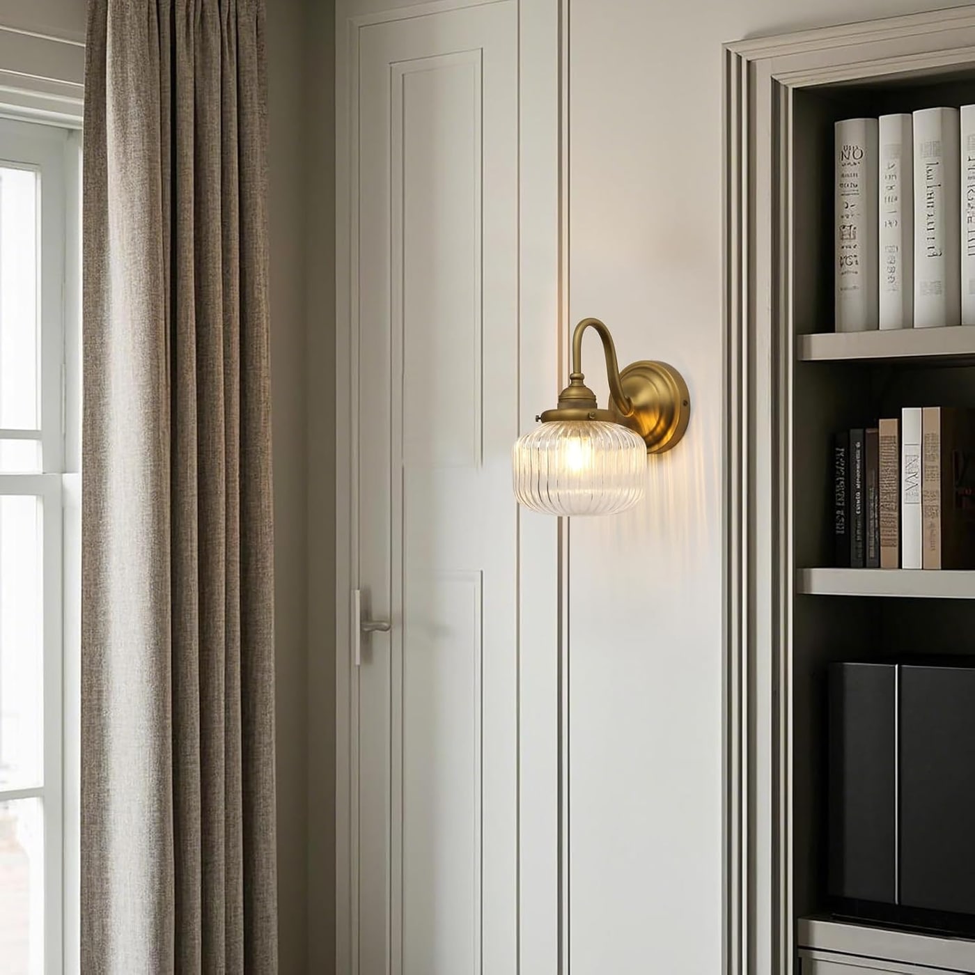 Vintage U-Shaped Striped Glass Wall Sconce - Photo 3